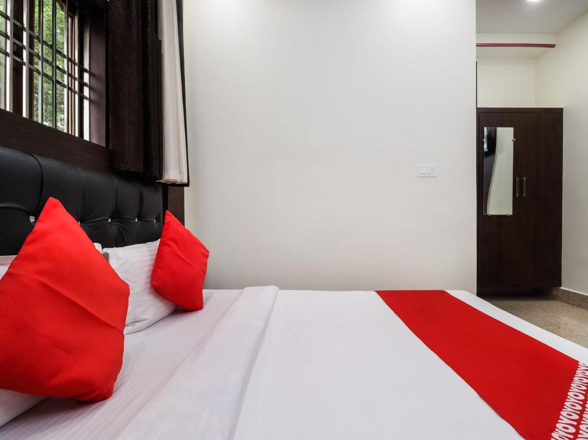 Hotel Delight มุมไบ ภายนอก รูปภาพ