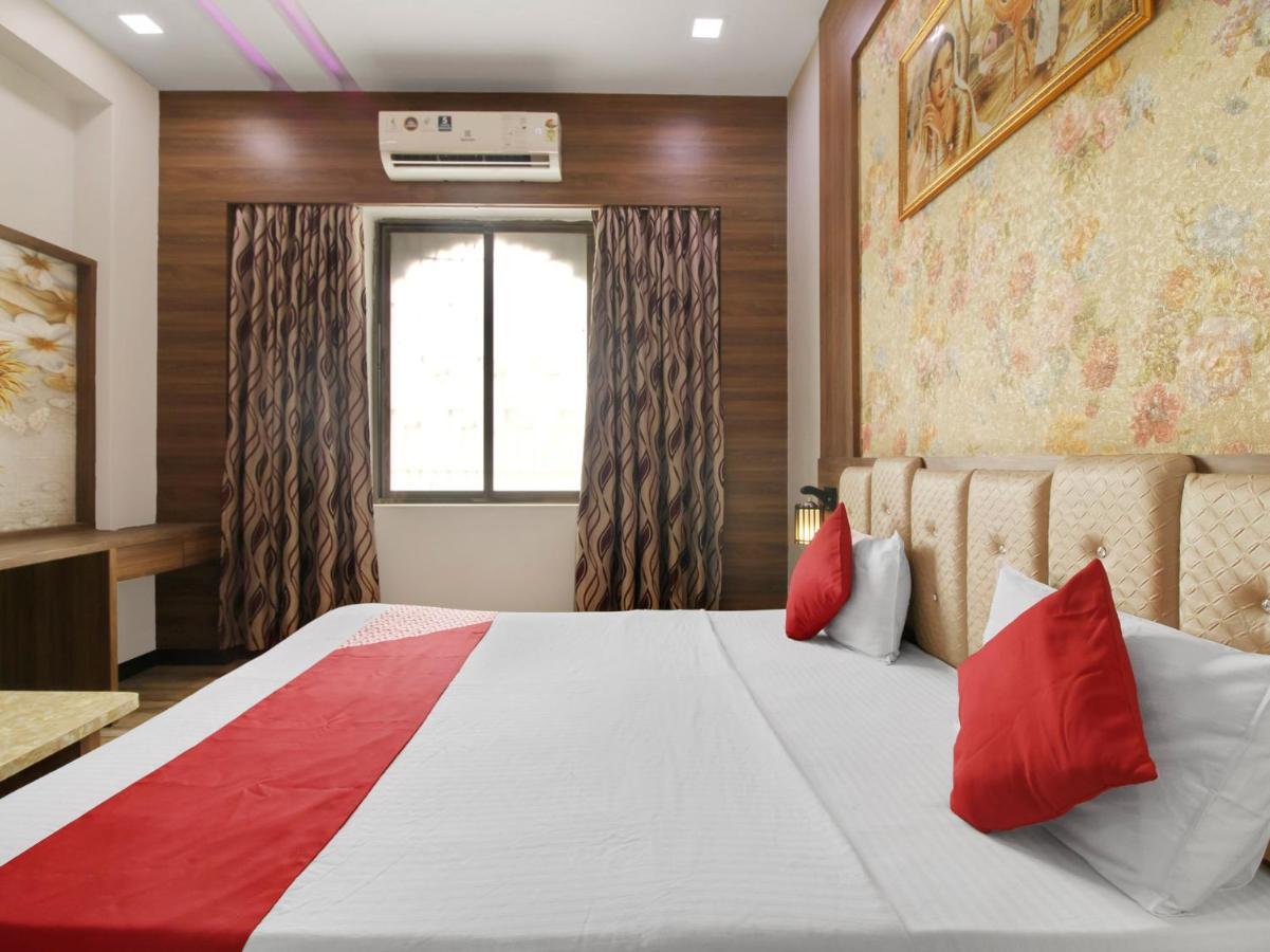 Hotel Delight มุมไบ ภายนอก รูปภาพ